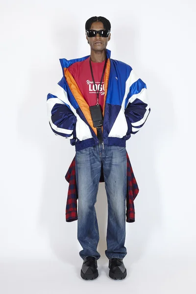 Look 25